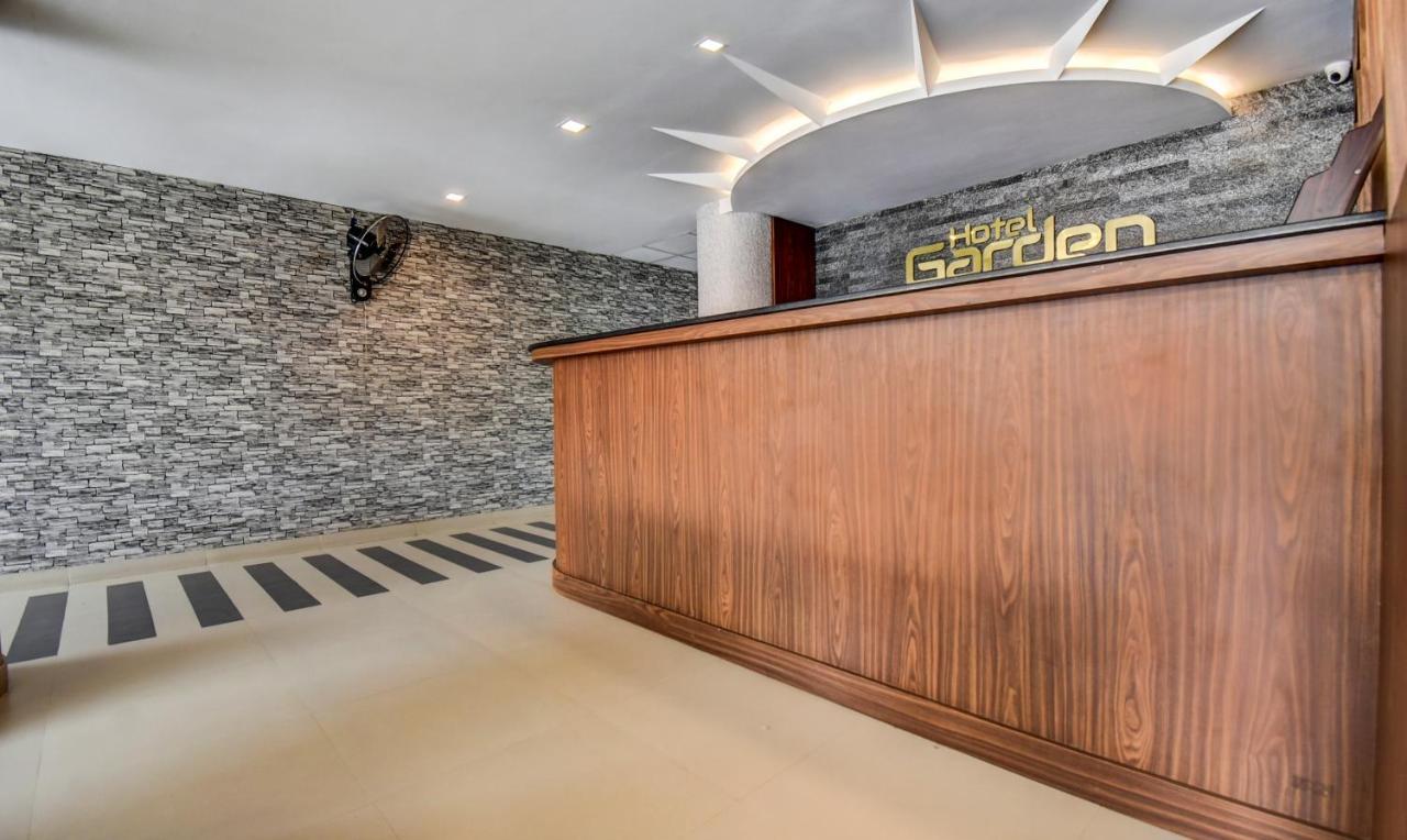 Hotel Garden Inn Kochi Екстер'єр фото